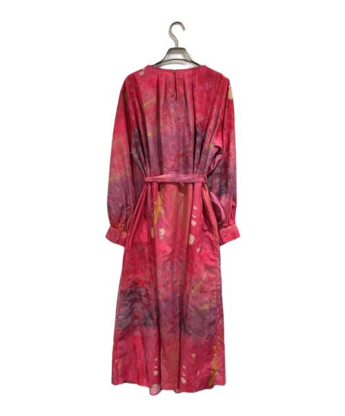 HERALBONY（ヘラルボニー）HERALBONY (ヘラルボニー) クルーネックワンピース「忘れ物」 ピンク サイズ:SIZE Freeの古着・服飾アイテム
