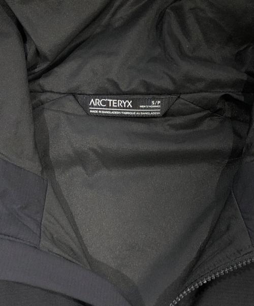ARC'TERYX（アークテリクス）ARC'TERYX (アークテリクス) Atom Hoody ブラック サイズ:SIZE Sの古着・服飾アイテム