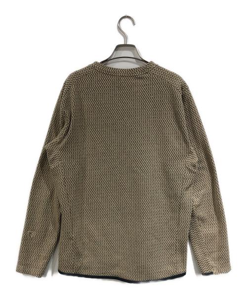 Patagonia（パタゴニア）Patagonia (パタゴニア) R1エア・クルー プルオーバーフリーストップス ベージュ サイズ:SIZE Mの古着・服飾アイテム