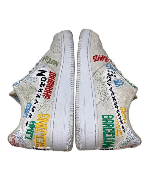 NIKE（ナイキ）NIKE (ナイキ) AIR FORCE 1 07’ LV8 LOW ローカットスニーカー ホワイト×マルチカラー サイズ:29の古着・服飾アイテム