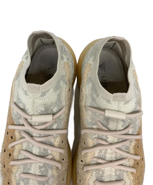 adidas（アディダス）adidas (アディダス) YEEZY BOOST 380 ローカットスニーカー グレー×ベージュ サイズ:SIZE 29cmの古着・服飾アイテム