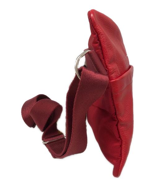 MM6 Maison Margiela（エムエムシックスメゾンマルジェラ）MM6 Maison Margiela (エムエムシックスメゾンマルジェラ) ショルダーバッグ レッドの古着・服飾アイテム