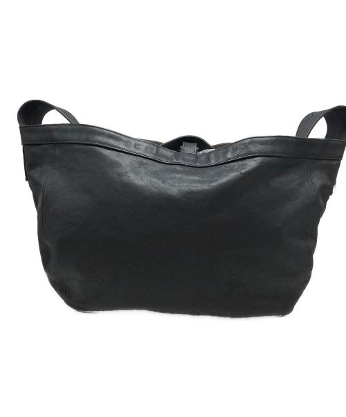 Taiga Takahashi（タイガ タカハシ）Taiga Takahashi (タイガ タカハシ) Lot.004 Newsboy Bag ブラックの古着・服飾アイテム