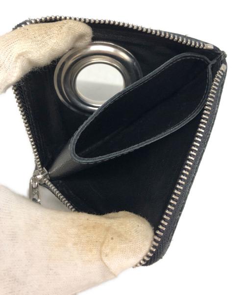 COMME des GARCONS（コムデギャルソン）COMME des GARCONS (コムデギャルソン) Euelet Detailed Zip-Up Wallet ブラックの古着・服飾アイテム
