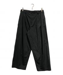 YOKE（ヨーク）の古着「Cotton Gabardine 3pleated Wide-leg Trousers」｜ブラック