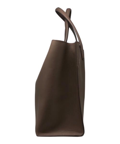 FARO（ファーロ）FARO (ファーロ) Calma Tote Medium ベージュ 未使用品の古着・服飾アイテム