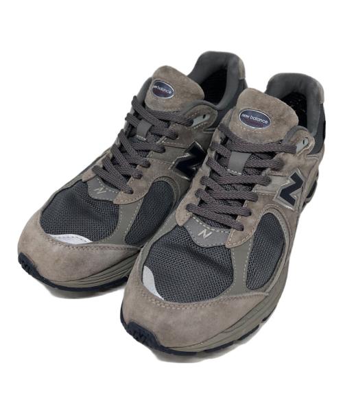 NEW BALANCE（ニューバランス）NEW BALANCE (ニューバランス) 2002R ローカットスニーカー グレー×カーキ サイズ:SIZE 27.5cmの古着・服飾アイテム