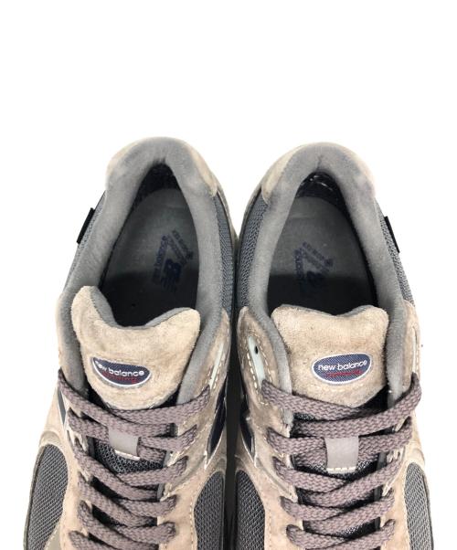 NEW BALANCE（ニューバランス）NEW BALANCE (ニューバランス) 2002R ローカットスニーカー グレー×カーキ サイズ:SIZE 27.5cmの古着・服飾アイテム