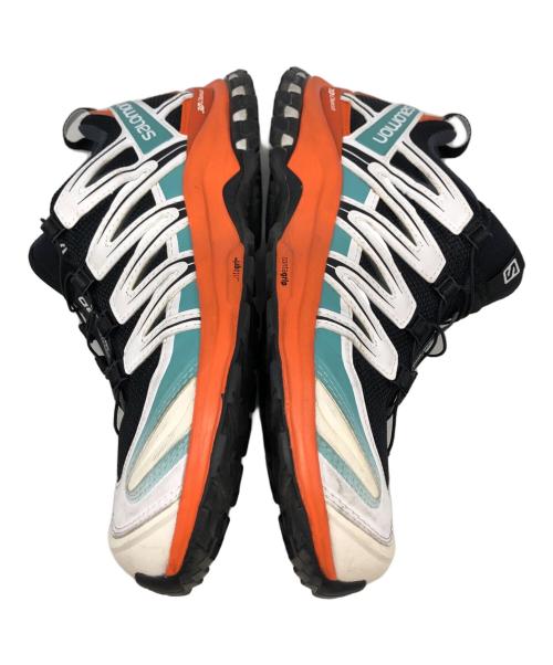 SALOMON（サロモン）SALOMON (サロモン) XA PRO 3D ローカットスニーカー ホワイト×オレンジ×ブルー サイズ:SIZE 27.5cmの古着・服飾アイテム