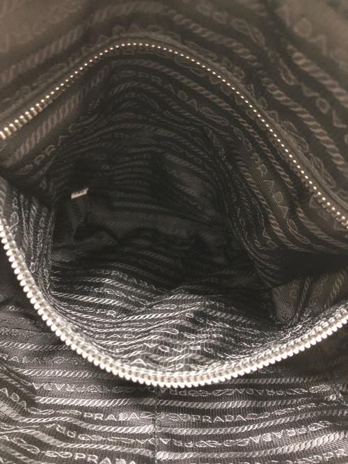 PRADA（プラダ）PRADA (プラダ) チェーンショルダーバッグ ブラックの古着・服飾アイテム