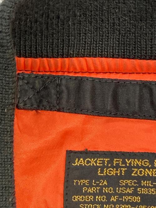 AVIREX（アヴィレックス）AVIREX (アヴィレックス) L-2Bフライトジャケット ブラック×オレンジ サイズ:SIZE XLの古着・服飾アイテム