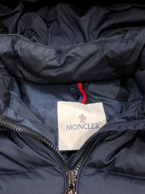MONCLER（モンクレール）MONCLER (モンクレール) CHARPALダウンコート ネイビー サイズ:SIZE 14/164の古着・服飾アイテム