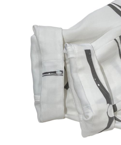 ISSEY MIYAKE（イッセイミヤケ）ISSEY MIYAKE (イッセイミヤケ) 総柄オールインワン グレー サイズ:SIZE 2の古着・服飾アイテム