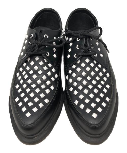 Dr.Martens（ドクターマーチン）Dr.Martens (ドクターマーチン) スタッズ3ホールシューズ ブラック サイズ:SIZE 41の古着・服飾アイテム