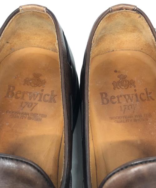 berwick（バーウィック）berwick (バーウィック) タッセルローファー ブラウン サイズ:SIZE 4 1/2の古着・服飾アイテム