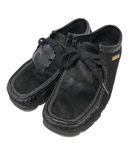 ATMOS（アトモス）atmos (アトモス) CLARKS (クラークス) THE BLACK EYE PATCH (ブラックアイパッチ) Wallabee Black Hair ブラック サイズ:SIZE 24cmの古着・服飾アイテム