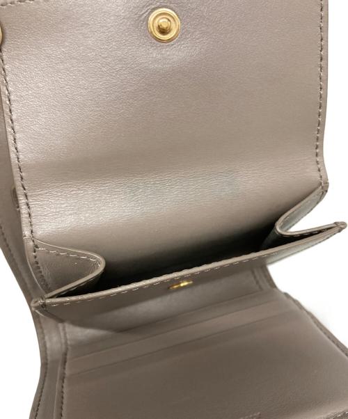 CELINE（セリーヌ）CELINE (セリーヌ) 3つ折り財布 ベージュの古着・服飾アイテム