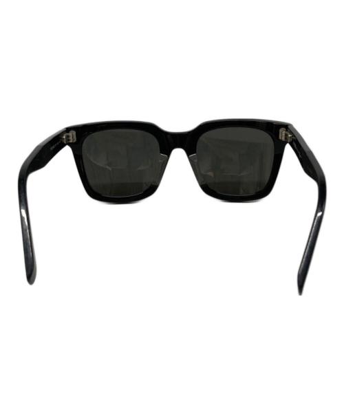 FENDI（フェンディ）FENDI (フェンディ) スクエア・レクタンギュラー サングラス ブラック サイズ:49☐22-145の古着・服飾アイテム