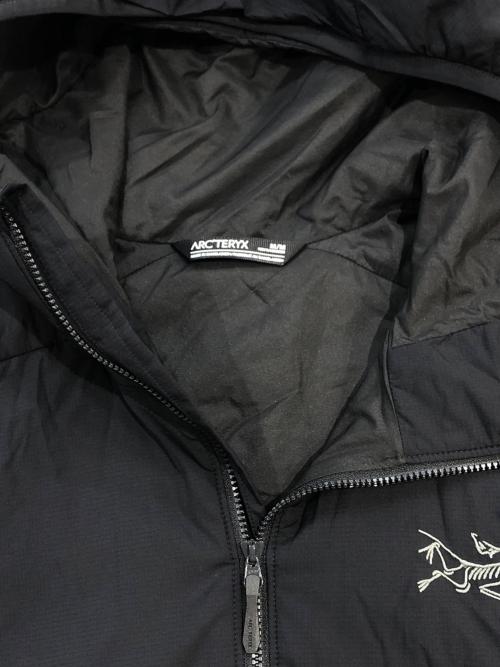 ARC'TERYX（アークテリクス）ARC'TERYX (アークテリクス) ATOM HOODY M / アトムフーディー ブラック サイズ:SIZE Mの古着・服飾アイテム