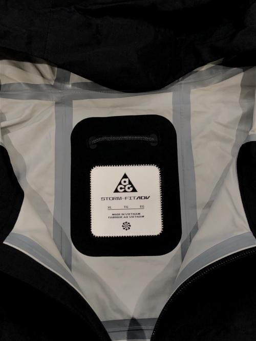 NIKE ACG（ナイキエーシージー）NIKE ACG (ナイキエーシージー) モルフォ Storm-FIT ADV レイン ジャケット ネイビー サイズ:SIZE XLの古着・服飾アイテム