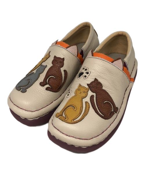 estacion（エスタシオン）ESTACION (エスタシオン) 猫モチーフレザースリッポン アイボリー サイズ:SIZE Sの古着・服飾アイテム