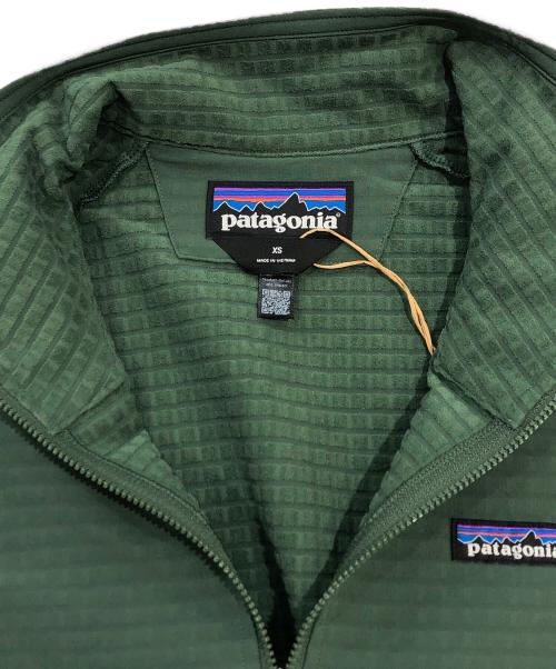 Patagonia（パタゴニア）Patagonia (パタゴニア) キャプリーン・ミッドウェイト・ジップネック グレー サイズ:SIZE Sの古着・服飾アイテム