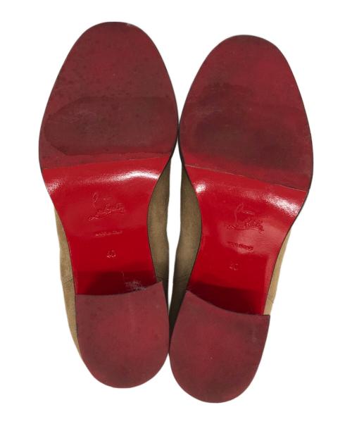 Christian Louboutin（クリスチャン・ルブタン）Christian Louboutin (クリスチャン・ルブタン) スパイクスタッズサイドゴアブーツ ベージュ サイズ:SIZE 40の古着・服飾アイテム