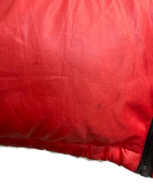 THE NORTH FACE（ザ ノース フェイス）THE NORTH FACE (ザ ノース フェイス) ヌプシダウンジャケット ブラック×レッド サイズ:ＸＸＬの古着・服飾アイテム