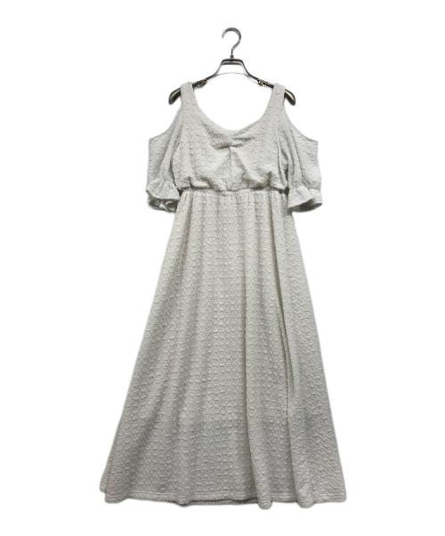 Rose Muse（ロゼミューズ）Rose Muse (ロゼミューズ) open shoulder relax one piece/オープン　ショルダー　リラックス　ワンピース ホワイト サイズ:Freeの古着・服飾アイテム