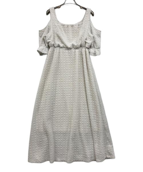 Rose Muse（ロゼミューズ）Rose Muse (ロゼミューズ) open shoulder relax one piece/オープン　ショルダー　リラックス　ワンピース ホワイト サイズ:Freeの古着・服飾アイテム