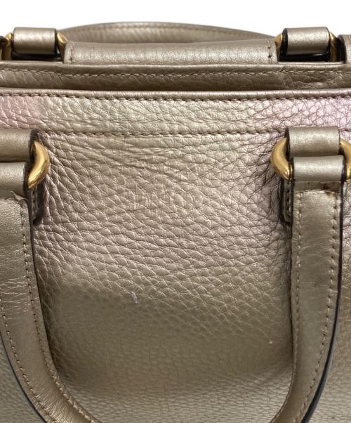 GUCCI（グッチ）GUCCI (グッチ) ダブルGディティール ロゴハンドバッグ ゴールドの古着・服飾アイテム