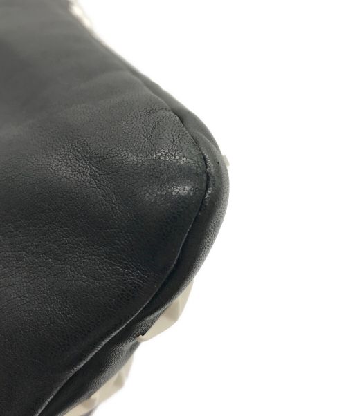 JIMMY CHOO（ジミーチュウ）JIMMY CHOO (ジミーチュウ) クラッチバッグの古着・服飾アイテム