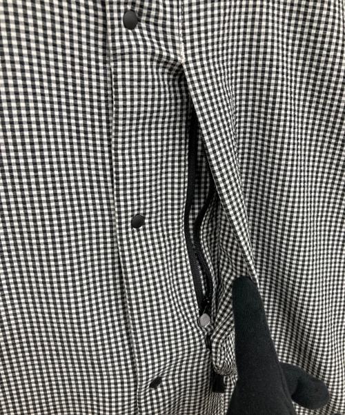 alk phenix（アルクフェニックス）alk phenix (アルクフェニックス) 半袖シャツ ホワイト×ブラック サイズ:Lの古着・服飾アイテム