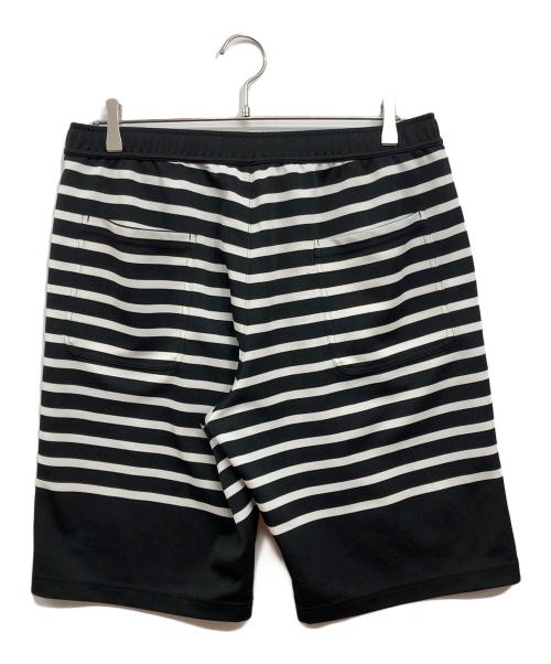 NIKE（ナイキ）NIKE (ナイキ) F.C.R.B. (エフシーレアルブリストル) ハーフパンツ ブラック×ホワイト サイズ:Lの古着・服飾アイテム