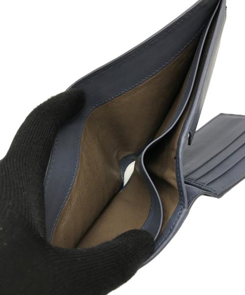 BOTTEGA VENETA（ボッテガベネタ）BOTTEGA VENETA (ボッテガベネタ) イントレチャート2つ折り財布 ブルーの古着・服飾アイテム