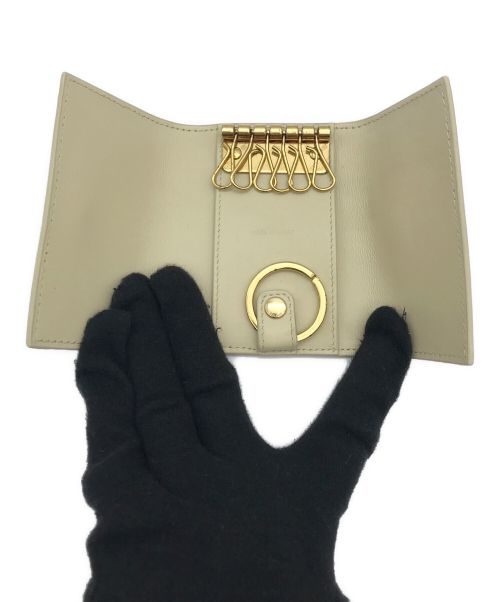 CELINE（セリーヌ）CELINE (セリーヌ) エッセンシャル 6連キーケース ベージュの古着・服飾アイテム