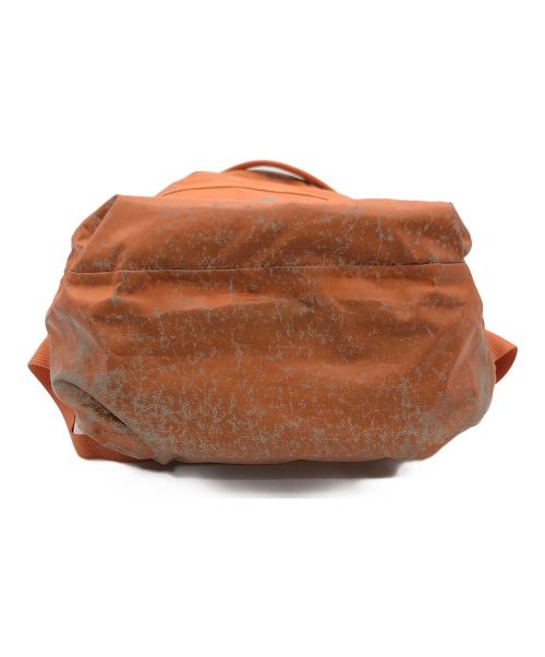 SUPREME（シュプリーム）Supreme (シュプリーム) Water proof Reflective Speckled Shoulder Bag オレンジの古着・服飾アイテム