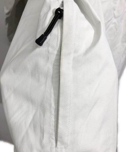 SUPREME（シュプリーム）SUPREME (シュプリーム) Taped Seam Anorak ホワイト サイズ:Mの古着・服飾アイテム