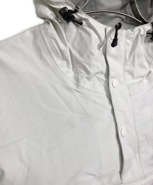 SUPREME（シュプリーム）SUPREME (シュプリーム) Taped Seam Anorak ホワイト サイズ:Mの古着・服飾アイテム