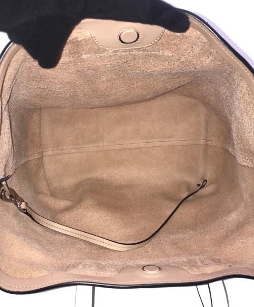 MIU MIU（ミュウミュウ）MIU MIU (ミュウミュウ) トートバッグ ベージュの古着・服飾アイテム