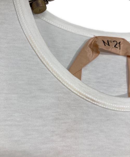 N°21（ヌメロヴェントゥーノ）N°21 (ヌメロヴェントゥーロ) レースデザインカットソー ホワイト サイズ:36の古着・服飾アイテム