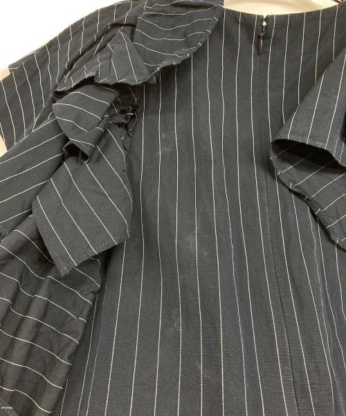 ENFOLD（エンフォルド）ENFOLD (エンフォルド) ピンストライプ フリルスリーブDRESS ネイビー サイズ:38の古着・服飾アイテム