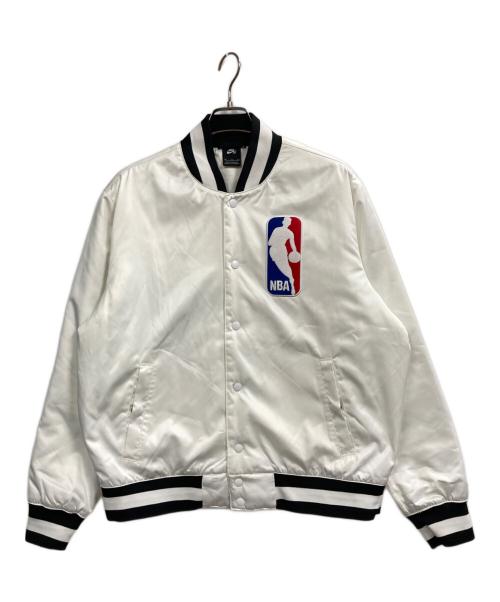 NIKE SB（ナイキエスビー）NIKE SB (ナイキエスビー) NBA ボンバー ジャケット ホワイト サイズ:XXLの古着・服飾アイテム