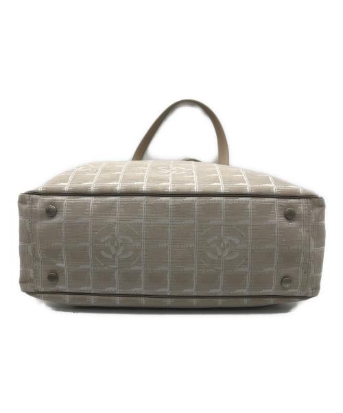 CHANEL（シャネル）CHANEL (シャネル) トート MM ホワイトの古着・服飾アイテム