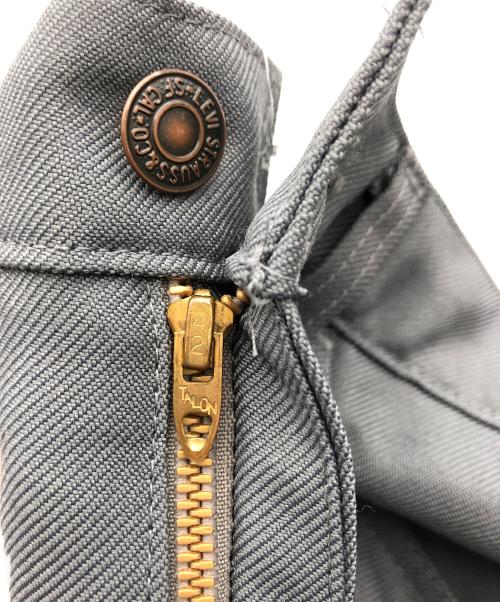 LEVI'S（リーバイス）LEVI'S (リーバイス) ブーツカットパンツ グレー サイズ:W33×L33の古着・服飾アイテム