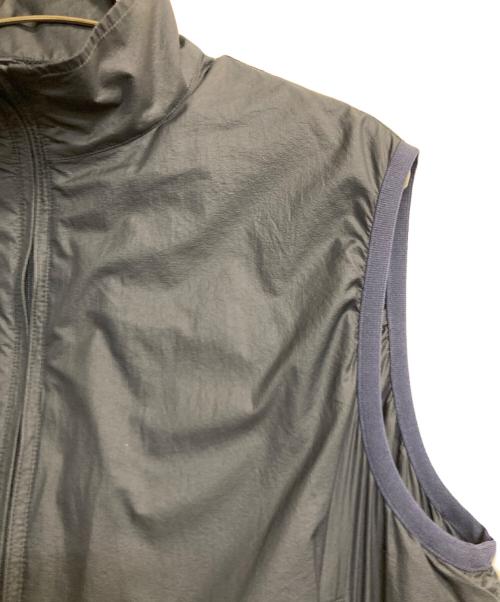 DAIWA（ダイワ）DAIWA (ダイワ) REVERSIBLE WIND SHIELD VEST ネイビー サイズ:Ｓの古着・服飾アイテム