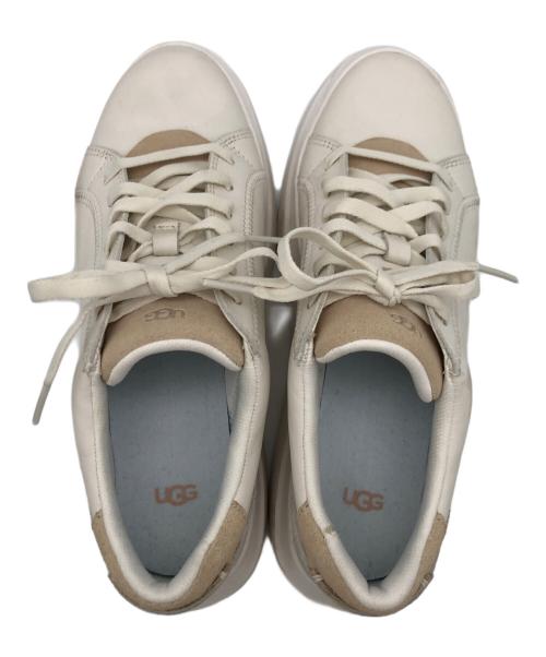 UGG（アグ）UGG (アグ) ローカットスニーカー ホワイト サイズ:24.5の古着・服飾アイテム