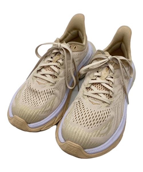HOKA（ホカ）HOKA (ホカ) CLIFTON EDGE ベージュ サイズ:24の古着・服飾アイテム
