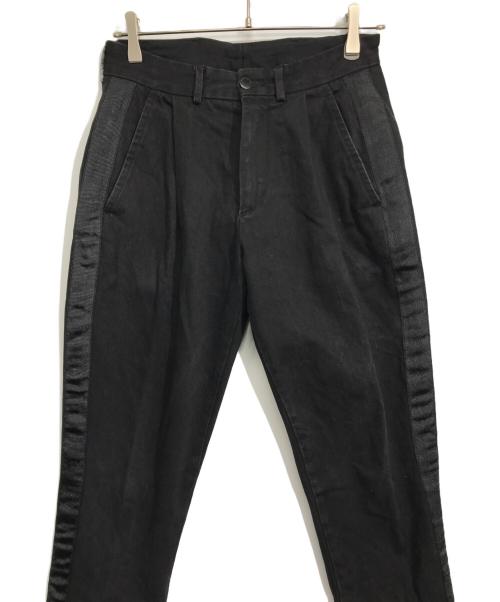ART COMES FIRST（アートカムズファースト）ART COMES FIRST (アートカムズファースト) ツータックサイドラインデニムパンツ ブラック サイズ:W28の古着・服飾アイテム