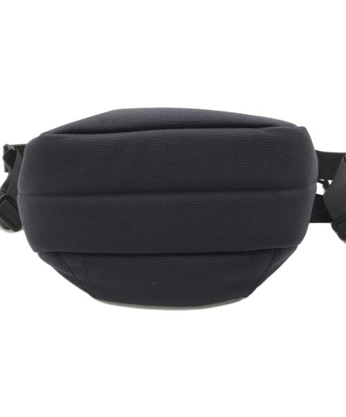 BRIEFING（ブリーフィング）BRIEFING (ブリーフィング) スリングショルダーバッグ ネイビーの古着・服飾アイテム